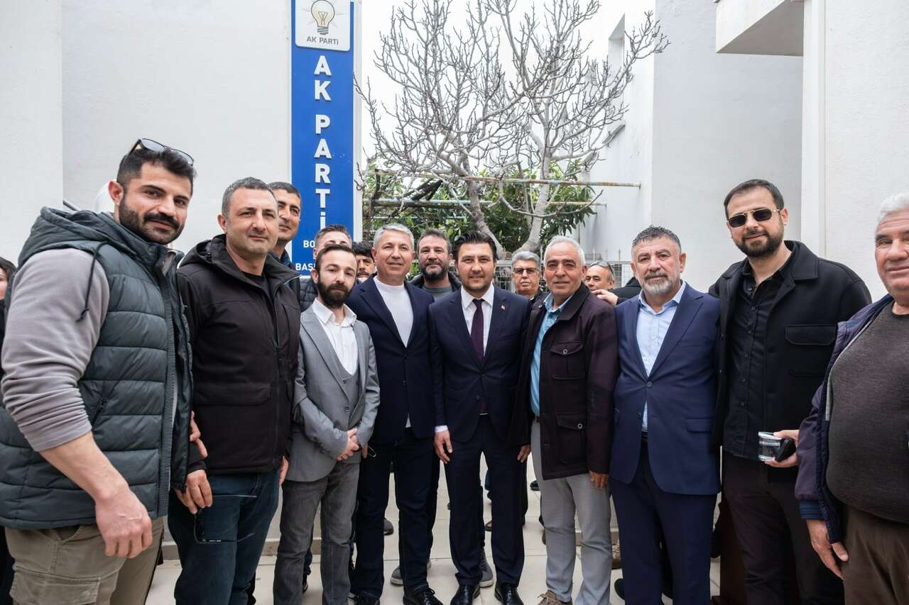 AK Parti Bodrum İlçe Başkanlığı’nda Devir Teslim Töreni Gerçekleştirildi 2
